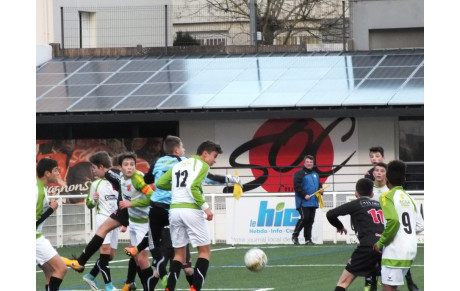 U14 ÉLITE : VICTOIRE EN DEMI-TEINTE À CHOLET