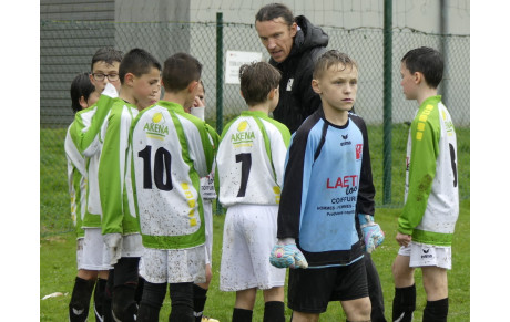 U11 A : LA ROCHE VF RESTE INVAINCUE SOUS LA PLUIE