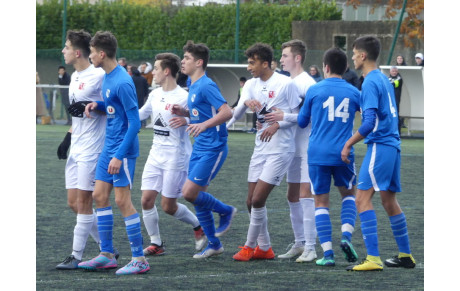 LES U18 RÉGION PARTAGENT LES POINTS AVEC LA CHÂTAIGNERAIE 