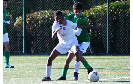 Quatre minutes de folie et une victoire pour nos U15 Région ! 